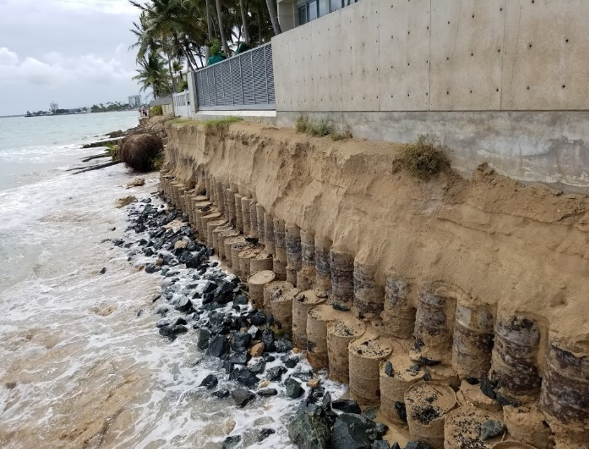 Major erosion in Calle Santa Cecilia, Ocean Park on August 28 2019. (Picture by Ernesto L. Díaz, DNER).